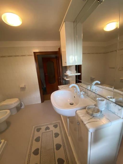 Casa Vacanze Il Pettirosso. Pisogne Dış mekan fotoğraf